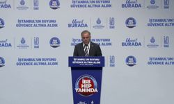 İmamoğlu, İstanbullulara Yenikapı'dan seslendi: Ben nerede olursam olayım, yol arkadaşlarım görevlerinin başında; İstanbul emin ellerde