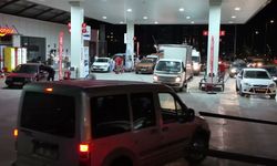 Isparta'da vatandaşlardan motorin zammına tepki: Cebimize giren depoya gidiyor