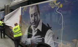 İstanbul yollarında Neşet Ertaş'a saygı