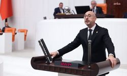 İYİ Partili Poyraz'dan AK Partili Çelik'e: ''Ortada bir iddia varsa' ile başlayan cümle kurmak için biraz geç kaldınız'