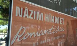 İZKİTAP ziyaretçileri Kültürpark'taki sergileri keşfetti