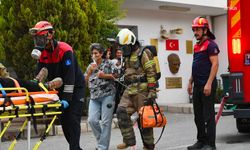 İzmir İtfaiyesi'nden öğrencilere yangın ve kurtarma tatbikatı