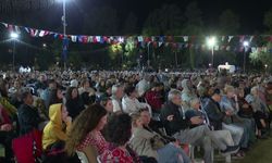 İzmir Oda Orkestrası yeni sezonu Zeytin Sahne'de açtı