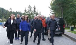 Kemal Kılıçdaroğlu, Abant'ta güne sabah yürüyüşüyle başladı
