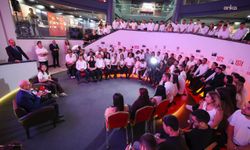 Kemal Kılıçdaroğlu, CHP'nin 103'üncü kuruluş yıl dönümünde 103 gençle buluştu
