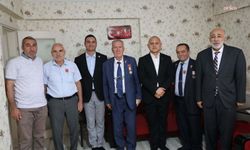 Kırıkkale Belediye Başkanı Önal'dan Kıbrıs gazisi Yumuş'a ziyaret
