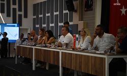 Kuşadası Belediye Meclisi, Özer Türk Stadı'nın depreme dayanıksız bölümünün yıkılmasına karar verdi
