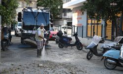 Kuşadası genelinde temizlik mesaisi devam ediyor