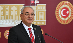 Manisa'da okul önünde silahlı saldırı... Önder Aksakal: 'Okullarımızın çevresinde öğrencilerimizin güvenliğini tehdit eden olayların yaşanması kabul edilemez'