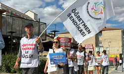 ​Manisa'da okul önünde silahlı saldırı... Özel Sektör Öğretmenleri Sendikası'ndan çağrı: 'Can güvenliğini güvence altına almaya davet ediyoruz'