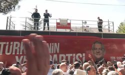 Özgür Özel: 'Bu millet bizim sesimizin kısılmasına izin vermedi, vermeyecek'