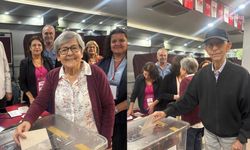 Özgür Özel'in anne ve babası YENİ Parti Şehzadeler ön seçiminde oy kullandı