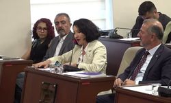 Ülkü İnanlı'dan AKP'ye geçen Eren Ali Bingöl'e Tuzla Meclisi'nde sert tepki: 84 bin 94 seçmene özür borcunuz var