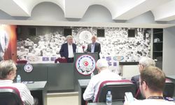 Ümit Özdağ: 'Sevr'in 106. lanet olası yıl dönümünde PKK'ya af çıkardılar'