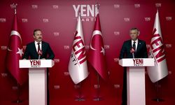 YENİ Parti-Anahtar Parti görüşmesi... Özgür Özel: 'Mansur Bey'in istifasını butlan yönetimine koyduğu mesafenin tutarlı devamı olarak değerlendiriyoruz'