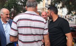 YENİ Parti Rize Milletvekili Ocaklı, Şavşat Pazarı'nda yurttaşın sıkıntılarını dinledi