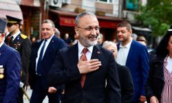 6 Ekim'de tutuklanan Eyüpsultan Belediye Başkanı Özmen'den ilk mesaj 29 Ekim'de: 'Hukuka ve adalete olan inancımızdan vazgeçmeyeceğiz'