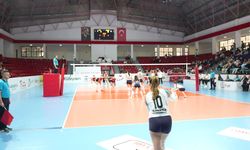 ABB Spor Kulübü Kadın Voleybol Takımı, Ankara'da 1. Lig'in ilk maçına çıktı