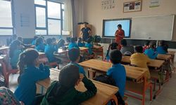 Adıyaman Belediyesi, 20'den fazla okulda çocuklara hayvan haklarını anlattı