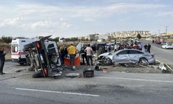 Afşin'deki trafik kazasında 1 kişi hayatını kaybetti, MHP Milletvekili Karakoç'un da arasında bulunduğu 7 kişi yaralandı