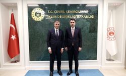 AK Parti'ye katılan Cemil Tugay'dan Murat Kurum ve Ömer Bolat'a ziyaret