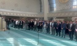 Almanya'da camiler farklı inançlardan ziyaretçilere kapılarını açtı