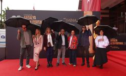 Altın Portakal'da 'sinema sektöründe iklim odaklı dönüşüm' ele alındı