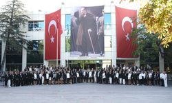Ayşeabla Okulları'nın 80 yıllık eğitim mirası, Cumhuriyet'in 103'üncü yaşında sanatla buluşuyor