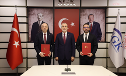Bakan Işıkhan, Türk Eczacıları Birliği Başkanı Demirci ile bir araya geldi