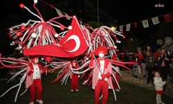 Bayraklı'da Cumhuriyet Bayramı kortej ve Candan Erçetin konseriyle kutlandı