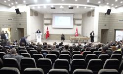 Bornova Kent Konseyi'nde Doğan Baran Mengüş yeniden başkanlığa seçildi
