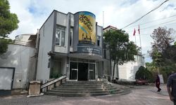 Bornova'da tiyatro perdeleri üç farklı sahnede açık kalacak