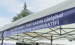 Bursa'da 'Meydan Kadınların' Dayanışma Pazarı 21'inci kez kuruldu