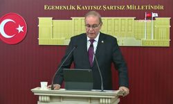 CHP Grup Başkanı Öztrak: 'İzmir Büyükşehir Belediyesi'ni AK Partiye teslim edenler, sırtımızdan kurban kesmeye kalkmasınlar'