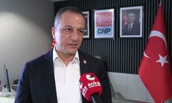 CHP Mersin İl Başkanı Ömür: 'Belediye başkanlarımızın tutuklanmasını gerektirecek bir unsur dosyada yer almıyor'
