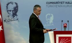 CHP Parti Sözcüsü Sarı'dan 'Cemil Tugay' tepkisi: Önce İzmir halkından, sonra Kılıçdaroğlu'ndan özür dileyecekler