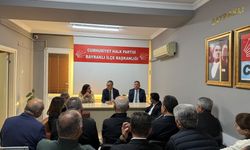 CHP Sözcüsü Müslim Sarı'dan, Bayraklı İlçe Başkanı Didem Gültekin'e ziyaret