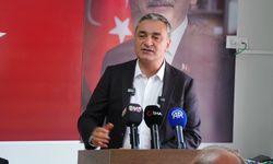 CHP Sözcüsü Sarı: 'Giden bütün arkadaşlarıma diyorum ki kapıları bu kadar sert kapatmayın, açmak zorunda kalacaksınız'
