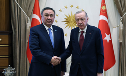 Cumhurbaşkanı Erdoğan, TDT Genel Sekreteri Ömüraliyev'i kabul etti