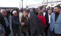 Cumhuriyet Bayramı kutlanıyor...CHP İzmir İl Başkanı Gümrükçü: 'Mücadelemizden asla geri adım atmayacağız'