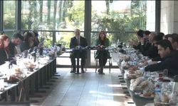 DEM Parti Grup Başkanvekilleri parlamento muhabirlerinin soruları cevapladı... Sezai Temelli: 'MGK vesayetine bağlanmış bir yasayla karşı karşıyayız'