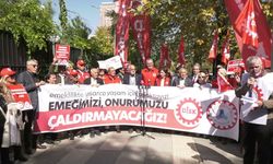 Devrimci Emekliler Sendikası'ndan TÜİK önünde açıklama: 'Kök aylık kurnazlığına, sefalet tabanına derhal son verin'