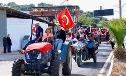 Didim Tarım Şenliği'nde kadın çiftçilerden traktör korteji