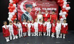 Didim'de minikler Cumhuriyet Bayramı'nı coşkuyla kutladı