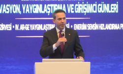 Enerji ve Tabii Kaynaklar Bakanı Bayraktar: 'Milli Enerji 2040 kapsamında elektrik iletim ve dağıtım altyapımızda yaklaşık 100 milyar dolarlık yatırım öngörüyoruz'