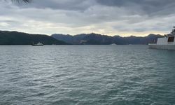 Fransız fırkateyni ikinci kez Marmaris'te marinaya demirledi