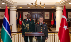 Genelkurmay Başkanı Orgeneral Bayraktaroğlu, Gambiyalı mevkidaşı Gomez ile görüştü