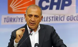 Gürsel Tekin: 'Hiç kimse siyasi kimliğinin arkasına saklanarak sorgulanamaz hâle gelmemelidir'