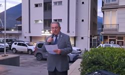 Halk TV'ye kayyım atanması, Artvin'de YENİ Parti tarafından protesto edildi