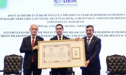 Türkmenistan liderine Stratejik Dostluk Nişanı